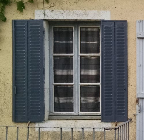 Store-1.jpg