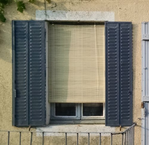 Store-2.jpg