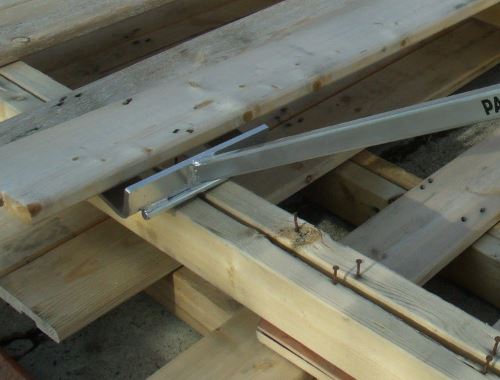 pallet-paw-3.jpg